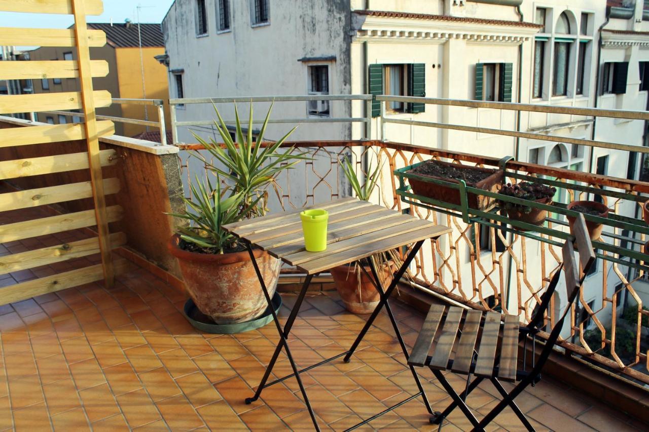 Bed & Breakfast City Stop
